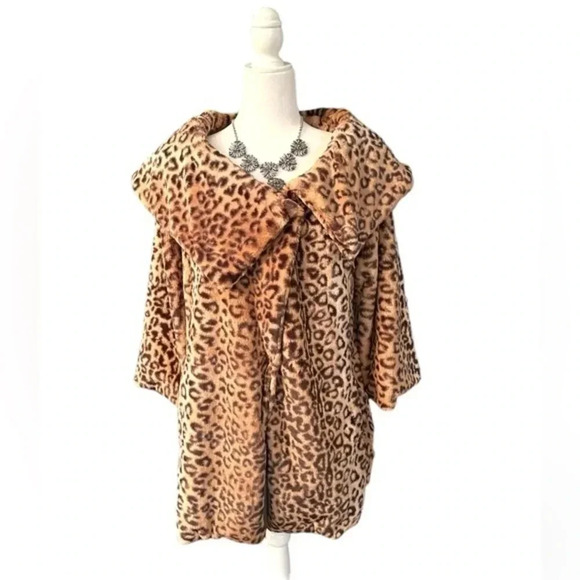oxford & regent Jackets & Blazers - NWOT Vintage Oxford & Regent Leopard Print Faux Fur Swing
Coat Size medium